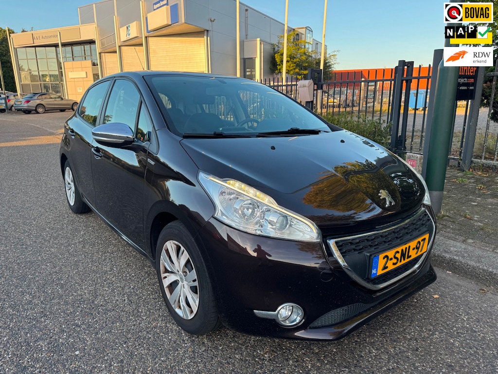 Peugeot 208 1.2 VTi Allure Airco, Led, 2e eigenaar