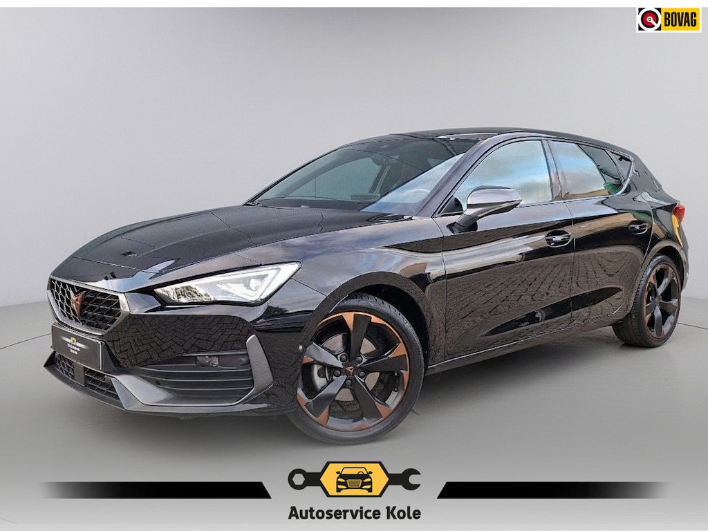 CUPRA Leon 1.5 eTSI Business Intense AUT.* Navigatiesysteem * Elektrische stoelen met memory * Parkeercamera *