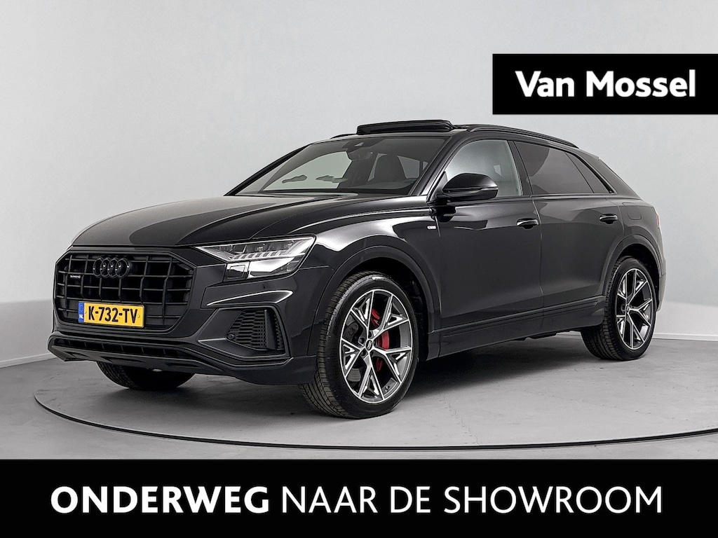 Audi Q8 60 TFSI e quattro Competition 462 PK | S-line | Automaat | Camera | Panoramadak | Bang & Olufsen Premium 3D | Cruise Control | Stoelverwarming | Virtual Cockpit | HD LED Matrix | Lichtmetalen velgen | Privacy glass |