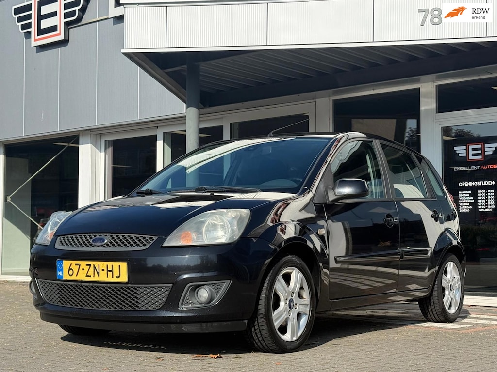 Ford Fiesta 1.3-8V Futura XL - 5 Deurs