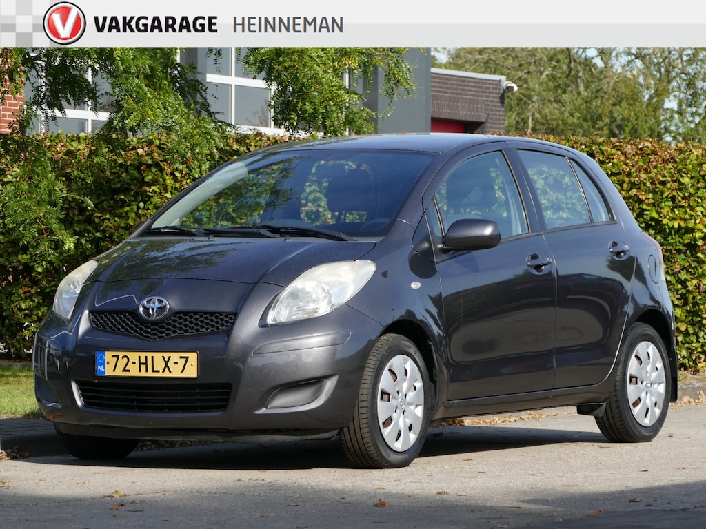 Toyota Yaris 1.3 VVTi Aspiration | slechts 106000km | airco | trekhaak