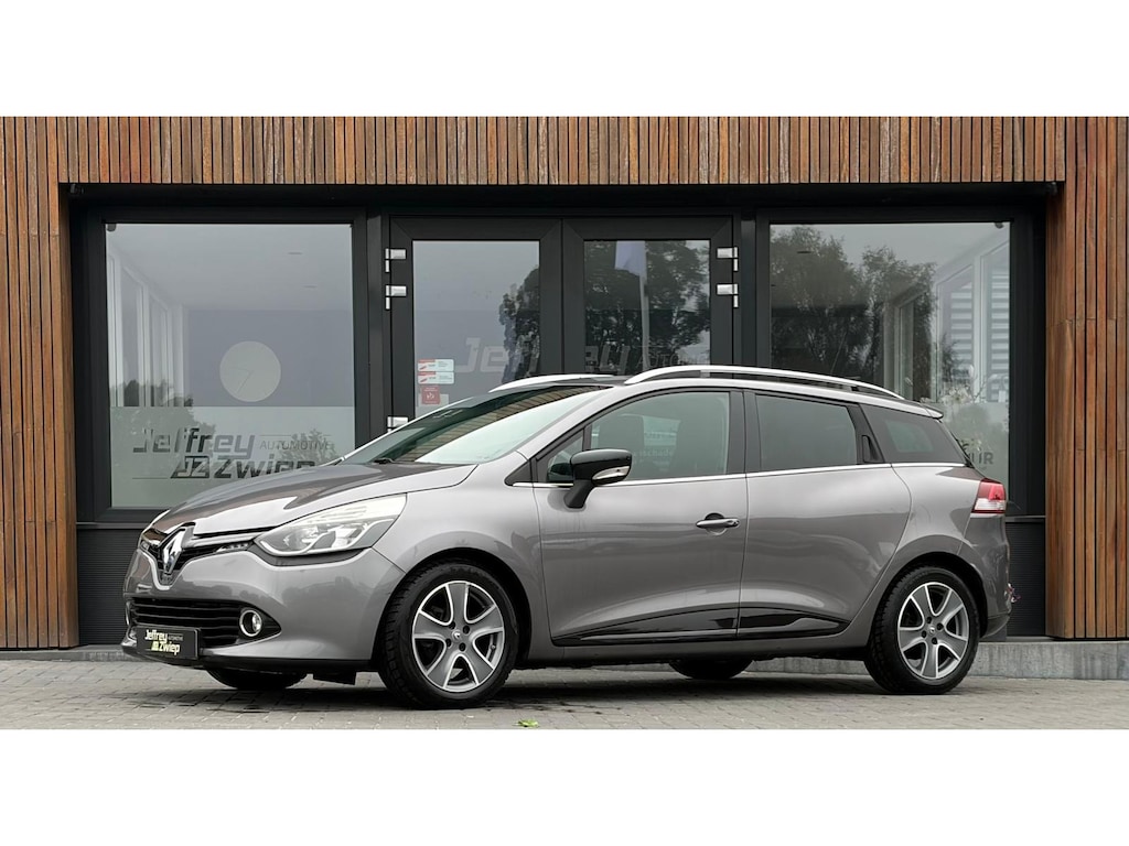 Renault Clio Estate 0.9 TCe Night&Day lm velgen. navi. stuurwiel bediening. cruise.