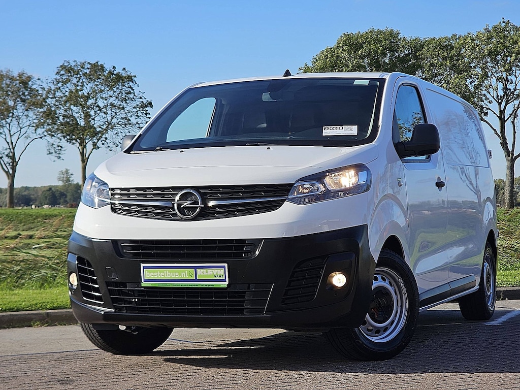 Opel Vivaro 1.5 L2 Navi NAP Euro6 Airco Trekhaak 3-Zits/Leer Camera Oh-Historie!