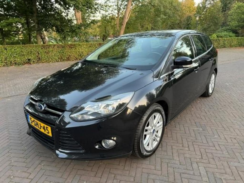 Ford Focus Wagon 1.0 EcoBoost Titanium/Trekhaak/Navi/PDC/APK