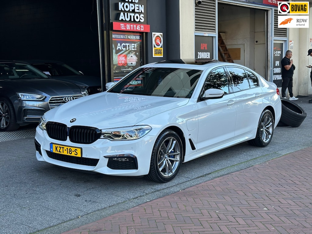 BMW 5-Serie 530e iPerformance High Executive M-Sport Schuifdak