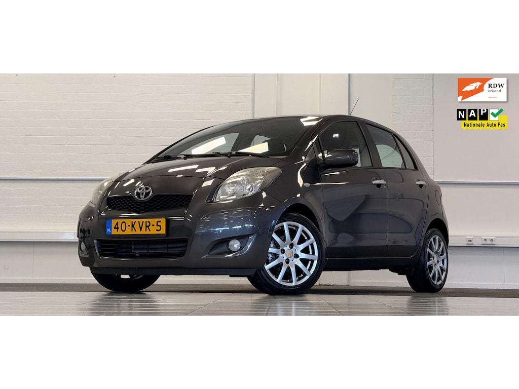 Toyota Yaris 1.3 VVTi Aspiration 2e Eigenaar Clima Trekhaak Mooi!