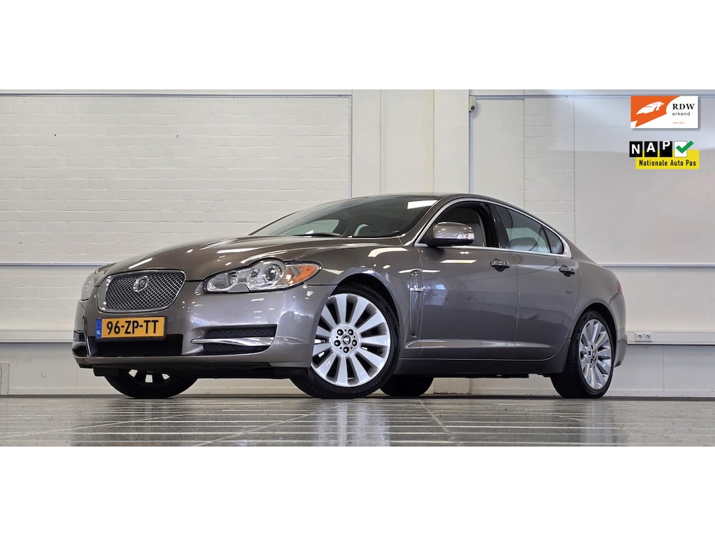 Jaguar XF 3.0 V6 Premium Luxury 3e Eigenaar Xenon Winterpakket Mooi!