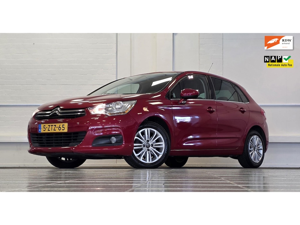 Citroën C4 1.2 PureTech Collection 100% onderhouden Trekhaak Parkeerhulp DAB 2e Eigenaar