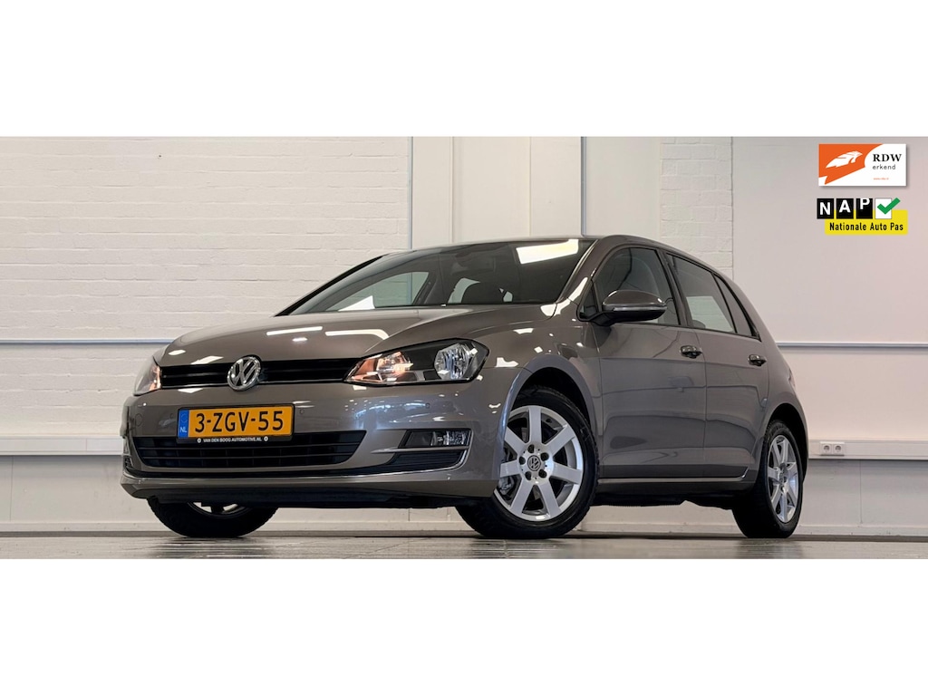Volkswagen Golf 1.4 TSI ACT Business Edition Camera Navi Massage Leder Garantie