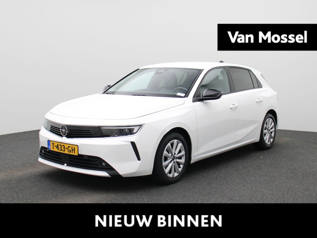 Opel Astra 1.2 Business Edition | Apple Carplay / Android Auto | Lichtmetalen Velgen | Privacy Glass | Trekhaak Afneembaar |