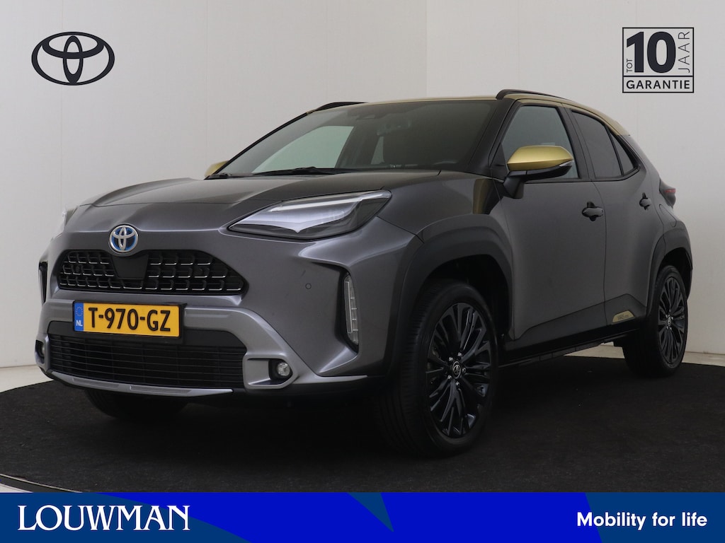 Toyota Yaris Cross 1.5 Hybrid Adventure | JBL | Head-Up Display | Dodehoek detectie | LED Matrix | Stoel+stuurverwarming | Parkeersensoren voor+achter | Elektrische achterklep | Navigatie | Climate Control |