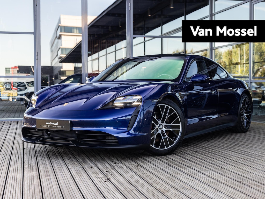 Porsche Taycan 4S Performance 84 kWh | SOH 94% | SPORTCHRONO | PDLS + | PANORAMADAK | BOSE AUDIO | 18-WEG STOELEN | PASM LUCHTVERING | 360 CAMERA | KEYLESS | STOELVERWARMING VOOR EN ACHTER | BTW AUTO | GENTIAANBLAUW METALLIC | AMBIENTVERLICHTING | NL GELEVERD | 1E EIGENAAR |