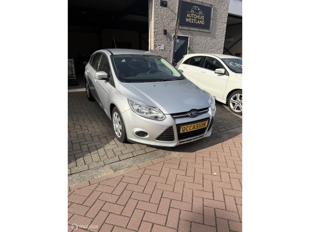 Ford Focus 1.0 EcoBoost Titanium - slechts 38794 km
