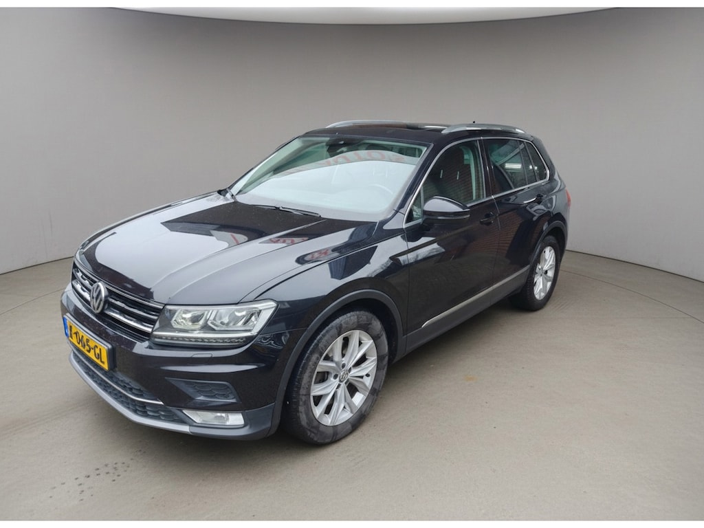 Volkswagen Tiguan 2.0 TSI 4Motion Highline, Trekhaak, Panorama, Led, PDC, NAP