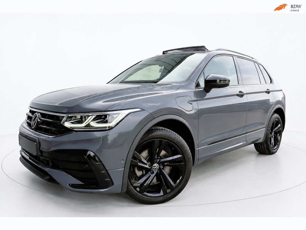 Volkswagen Tiguan 1.4 TSI eHybrid 3x R LINE PANO VIRTUAL ACC