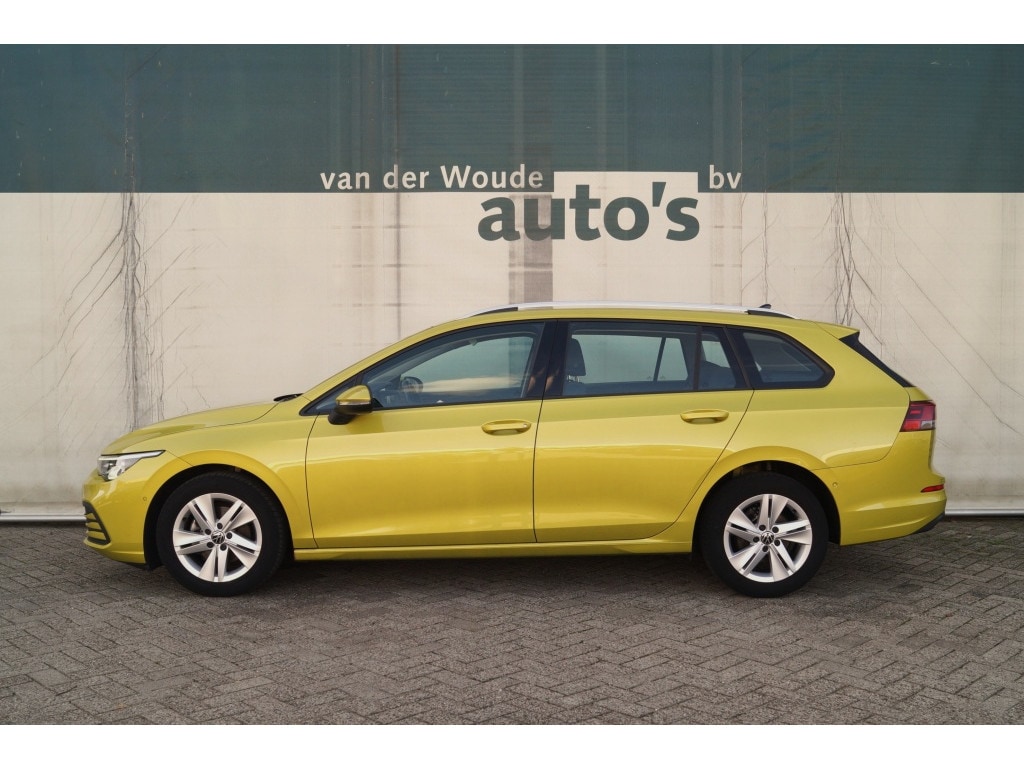 Volkswagen Golf Variant 1.0 TSI 110pk Life Business Lounge -LED-TREKHAAK-