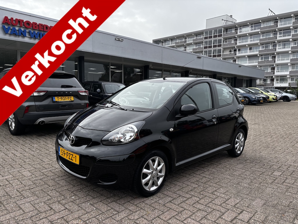 Toyota Aygo 1.0-12V Comfort Navigator Airco Nap