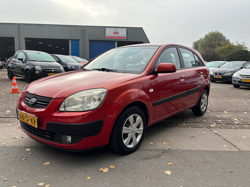 Kia Rio 1.4 L. Airco ! N.A.P.!!
