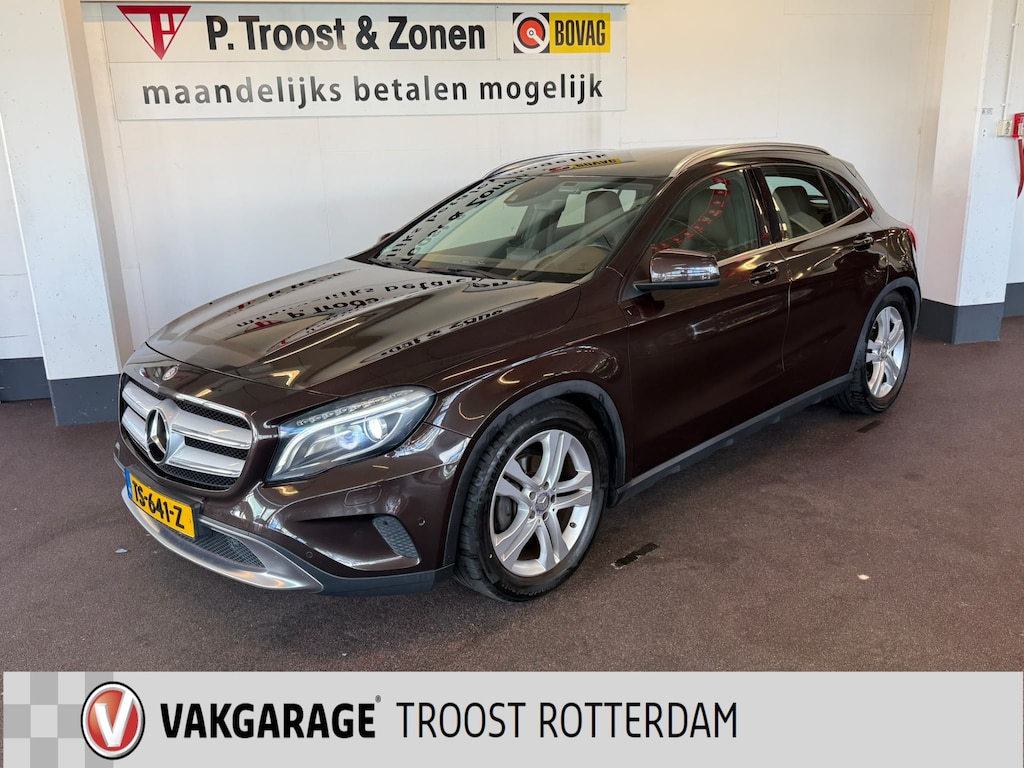 Mercedes-Benz GLA 200 Edition 1 AMG | Cruise control | Climate control | Lederen bekleding | Achteruitrijcamera | Navigatie | Bluetooth | Parkeersensoren | Elek. inklapbare spiegels