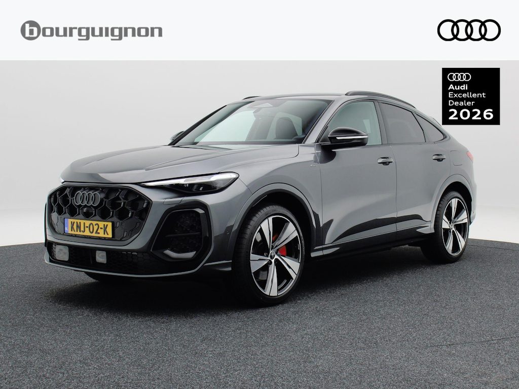 Audi Q5 Sportback | 2.0 TFSI| e-hybrid quattro| S edition 21 inch verlgen | Rode Remzadels | Privacyglas | Adaptieve luchtvering | Zwenkbare Trekhaak |
