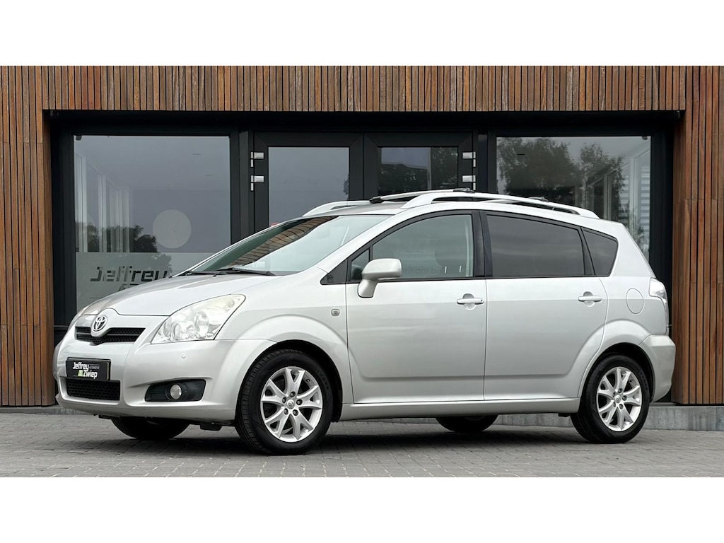 Toyota Verso 1.6 VVT-i Sol zeer scherp geprijsd!!! cruise/lichtmetalen velgen/stuurwielbedien/trekhaak/