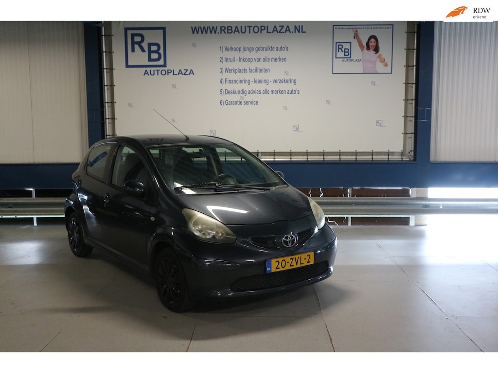 Toyota Aygo 1.0-12V / AIRCO / 5 DRS / APK 3 2027 ! ! !