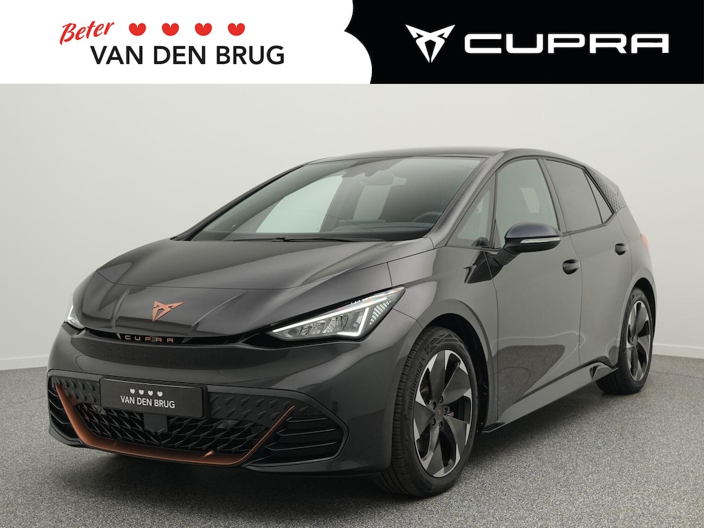 CUPRA Born Essential 62 kWh | SOH 96% | LED | Adaptieve cruise control | Camera | Navigatie | 19 Inch velgen | Parkeersensoren | Spiegelpakket