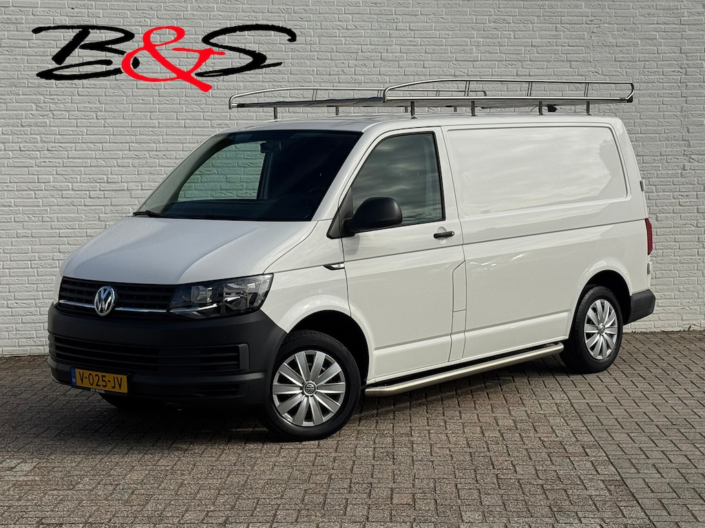Volkswagen Transporter 2.0 TDI L1H1 Airco Camera Trekhaak Imperiaal Laadruimte betimmering