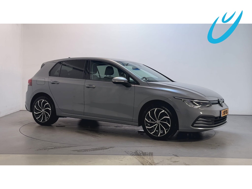 Volkswagen Golf 1.5 TSI Life Camera Sfeerverlichting Navigatie Climate Control