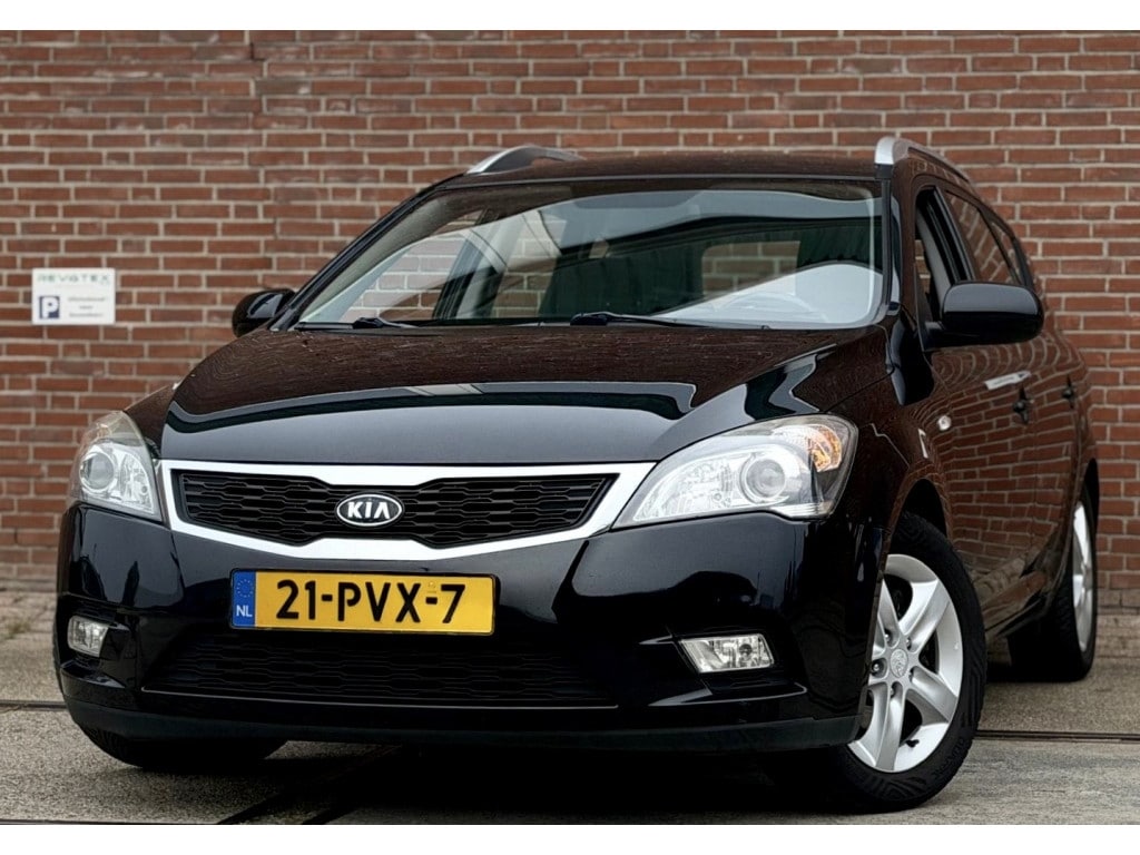 Kia Ceed cee'd Sporty Wagon 1.4 CVVT Seven |Airco |AchterRijCam |Nieuwe APK |Navi