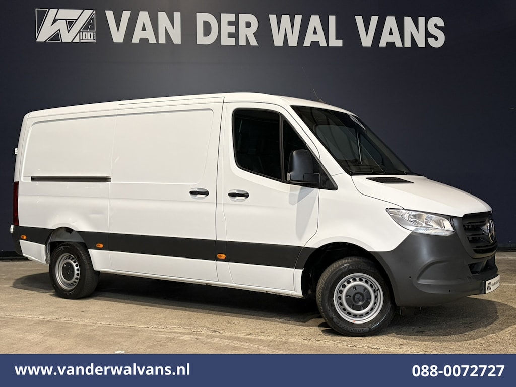 Mercedes-Benz Sprinter 317 CDI 170pk L2H1 Euro6 Airco | Camera | Navigatie | 2800kg Trekhaak | Apple Carplay Android Auto, Stoelverwarming, 270 Graden Achterdeuren, Parkeersensoren, Bijrijdersbank