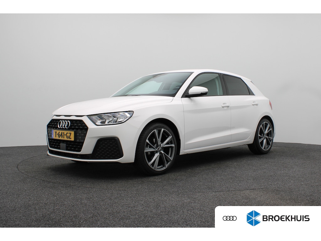 Audi A1 Sportback 25 TFSI Pro Line | 18 inch LM | Achterbank in delen neerklapbaar | Airco