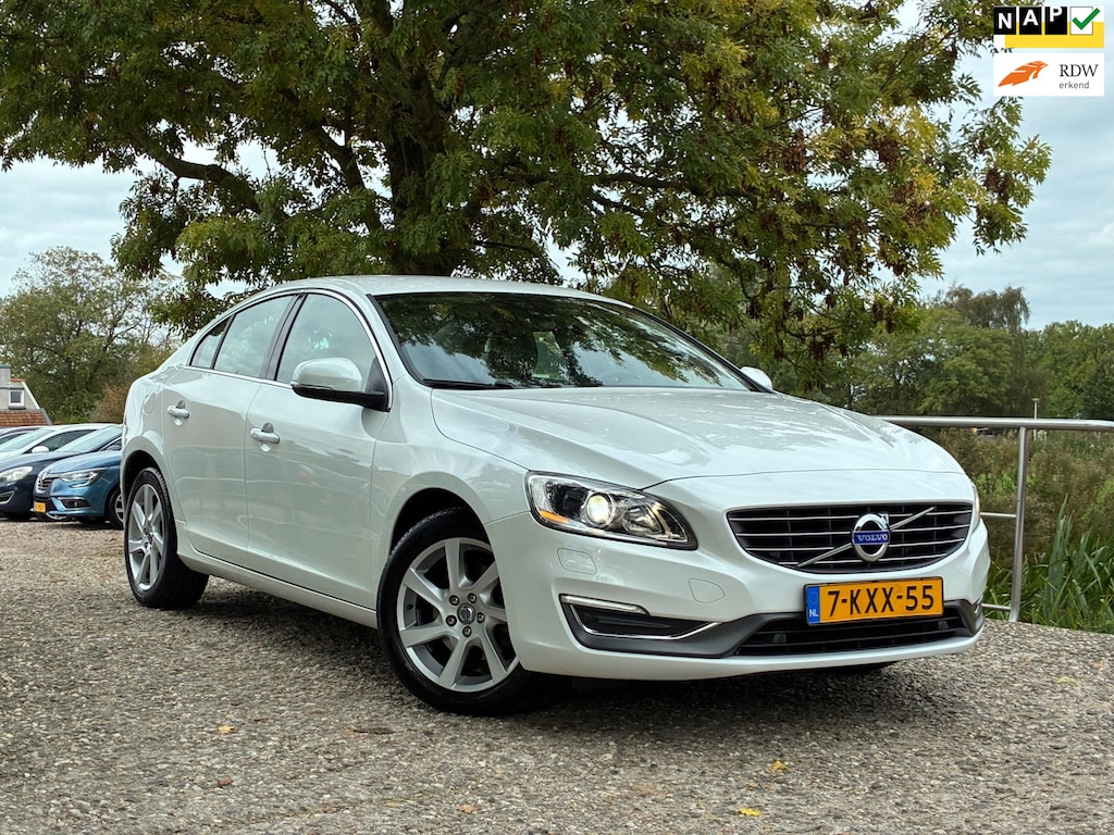 Volvo S60 1.6 T3 Summum | Leder + Cruise + Clima nu € 6.975,-!!!