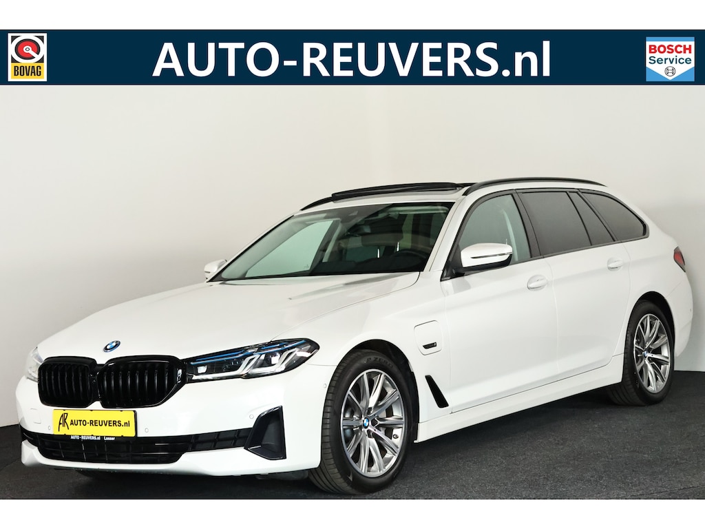 BMW 5-Serie Touring 530e xDrive Business Edition Plus Navi / Cruise / HUD / Panorama / Carplay