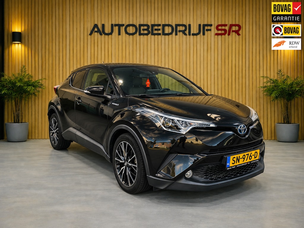 Toyota C-HR / C-HR+ 1.8 Hybrid Dynamic Cruise! Line Assist! Acc! Camera! Stoelverwarming! Navi! Dab! Airco! Automaat! Mistlampen!