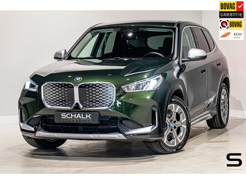 BMW iX1 EDrive30 X-Line|Sanremo Green|M-onderstel|Parking As