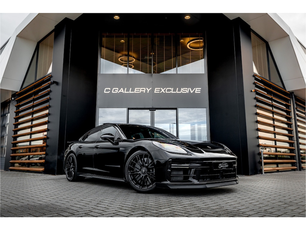 Porsche Panamera 4.0 Turbo S E-Hybrid - BTW | Akrapovic | Full PPF | Sport Chrono + | Passenger Display | Burmester