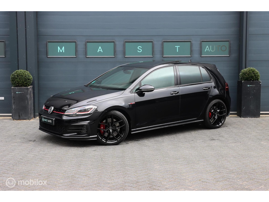 Volkswagen Golf 2.0 TSI GTI Performance|LEDER|PANO|DYNAUDIO|CAMERA|KEYLESS|ACC