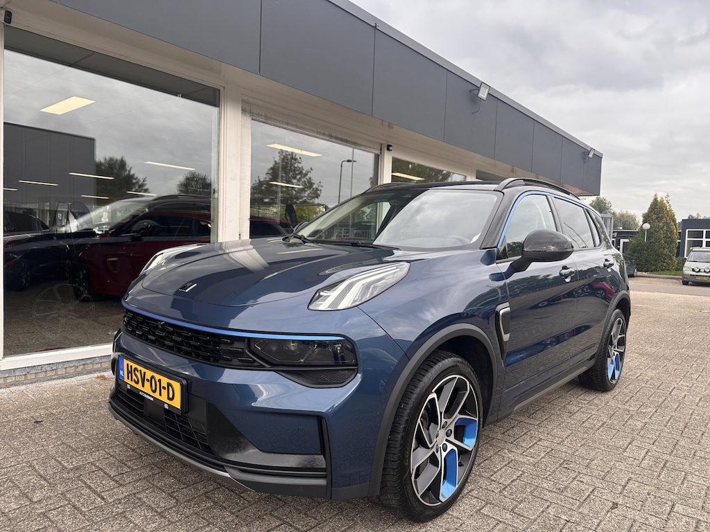 Lynk & Co 01 1.5 PHEV PANO,CARPLAY,ALL SEASONS