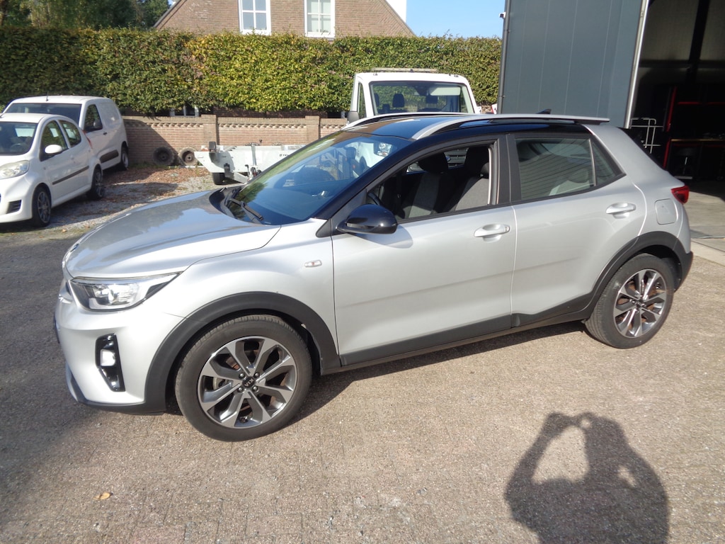 Kia Stonic 1.0 T-GDi DynamicLine Airco, Navigatie, Camera, PDC, LM velgen, Carplay/android