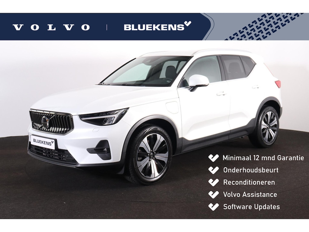 Volvo XC40 T4 Recharge Core Bright - IntelliSafe Assist & Surround - Parkeercamera achter - Verwarmde voorstoelen & stuur - Parkeersensoren voor & achter - Draadloze tel. lader - Extra getint glas - Inklapbare trekhaak - 19' LMV