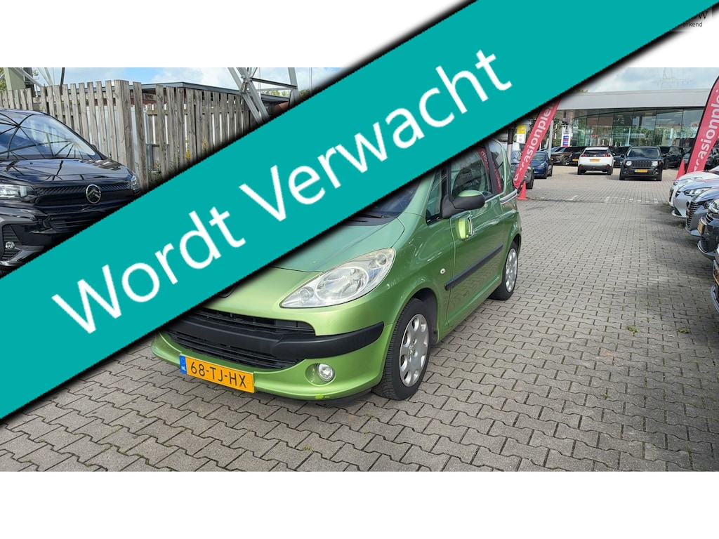 Peugeot 1007 1.4 Urban 114.000km. Clima Schuifdeuren Hoge instap