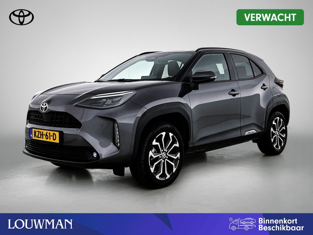 Toyota Yaris Cross 1.5 Hybrid 115 First Edition Comfort Pack | BTW voertuig | Dodehoek detectie | Stoel+stuurverwarming | Parkeersensoren voor+achter | Draadloze telefoonlader | Navigatie | Apple CarPlay/Android Auto |