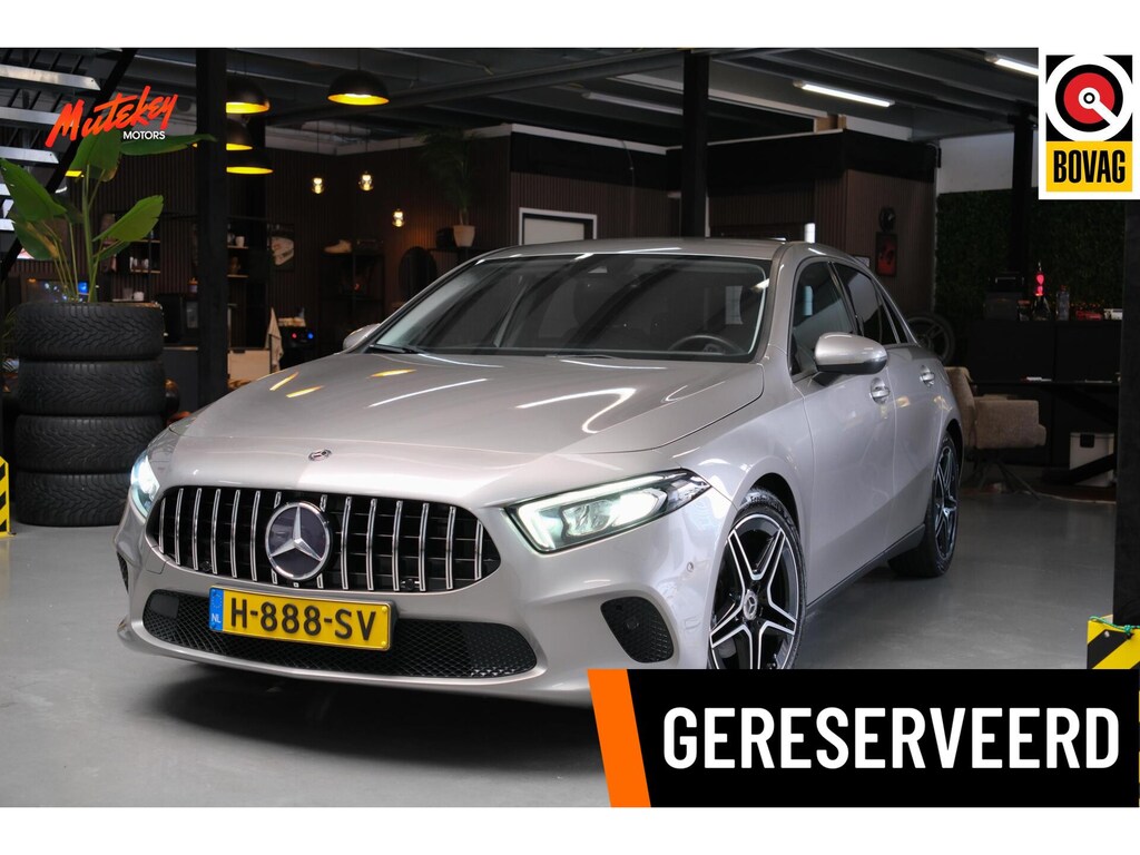 Mercedes-Benz A-klasse 180 Business Solution AMG | Carplay