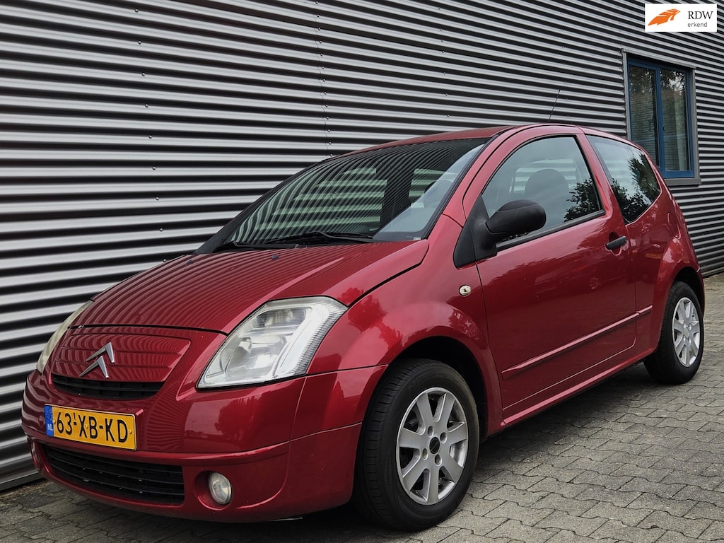 Citroën C2 1.4i Plaisir 06-2005 Bord. Rood Metallic