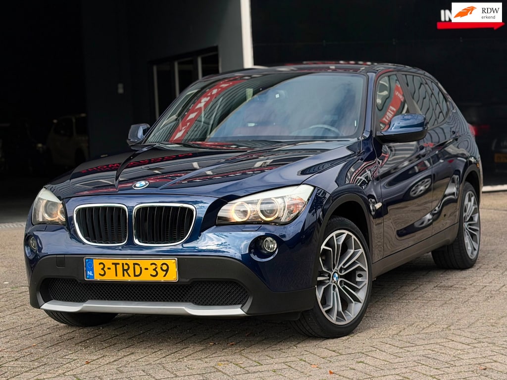 BMW X1 SDrive18i Executive AUTOMAAT MEMORY/LEDER/PDC/XENON | NETTE AUTO !