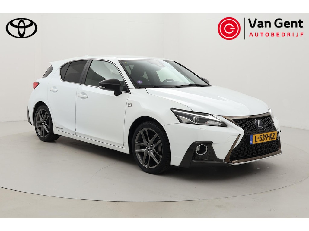 Lexus CT 200h F Sport Line | Navigatie | Stoelverwarming | LED | Keyless | Adaptive Cruise Control | Clima | Parkeersensoren achter | Camera | 17 inch | Rijstrooksensor | Bluetooth | Dakspoiler