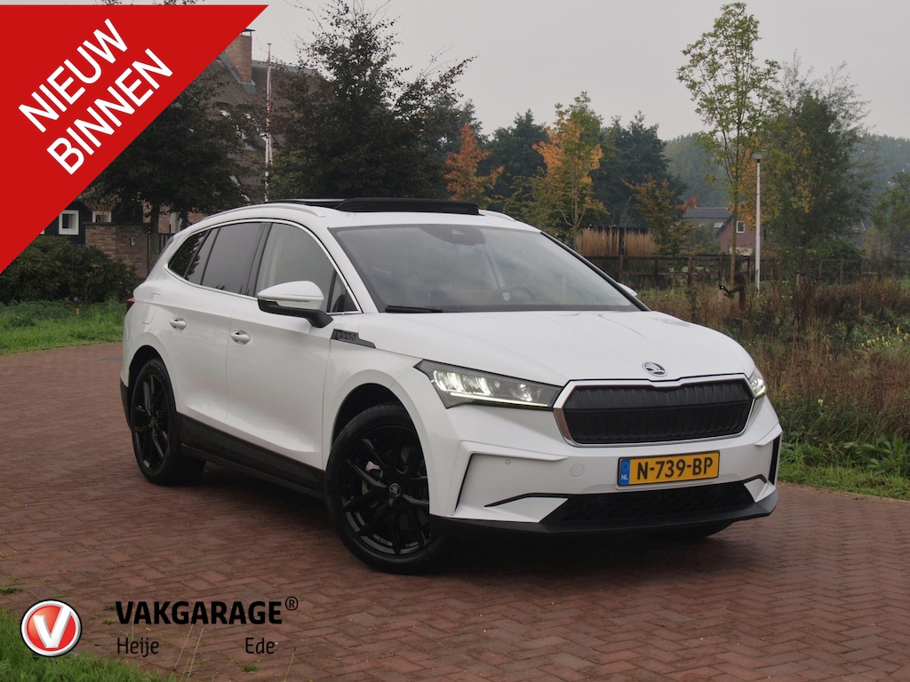 Skoda Enyaq iV 80 | Panoramadak | Trekhaak | Camera | Sfeerverlichting | Apple Carplay | NL-Auto |