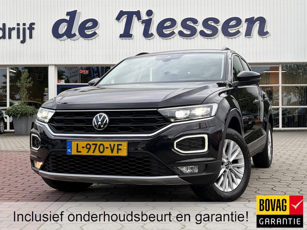 Volkswagen T-Roc 1.5 TSI Style | AUTOMAAT | Stoelvrw. | Carplay | Rijklaar met beurt & garantie!