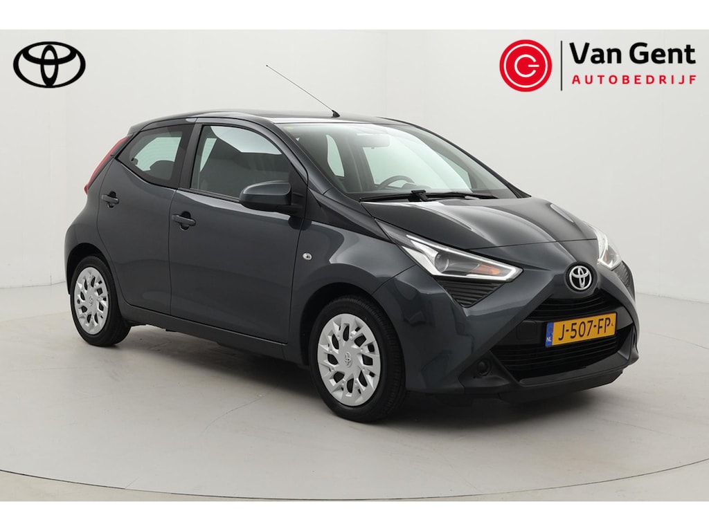 Toyota Aygo 1.0 VVT-i x-play | Apple Carplay / Android Auto | Airco | Camera | Bluetooth